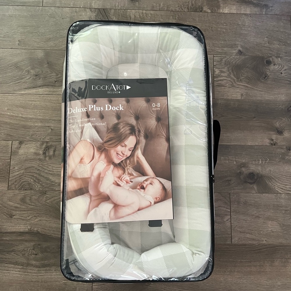 DockAtot deluxe+